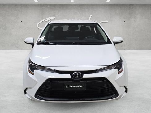 Used 2024 Toyota Corolla LE FWD image 18