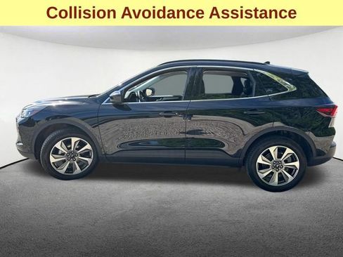 Used 2025 Ford Escape Platinum AWD/4WD image 5