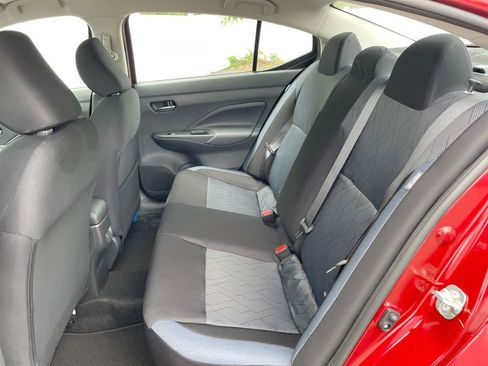 Used 2025 Nissan Versa SV w/ Trunk Package image 29