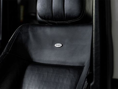 Used 2014 Mercedes-Benz G 63 AMG 4MATIC image 34