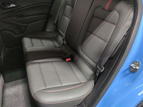 Used 2024 Chevrolet Trax RS w/ Sunroof Package image 21