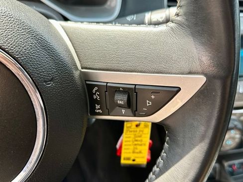 Used 2010 Chevrolet Camaro SS RWD image 30