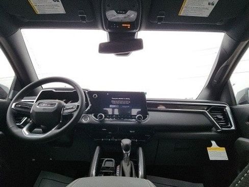 New 2025 GMC Canyon Elevation w/ Convenience Package image 11