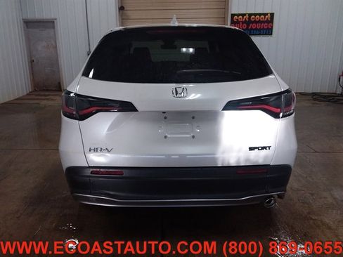 Used 2023 Honda HR-V Sport image 8