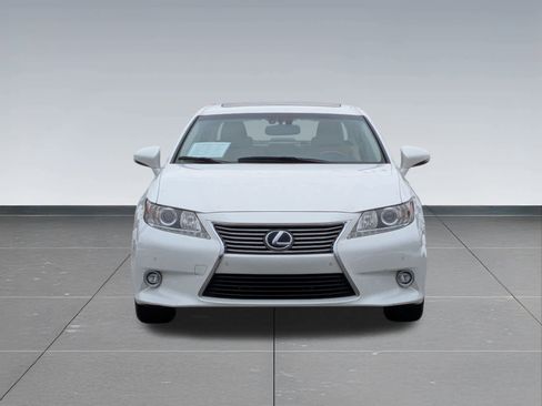 Used 2015 Lexus ES 300h image 8