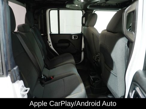 Used 2025 Jeep Gladiator Sport AWD/4WD image 15