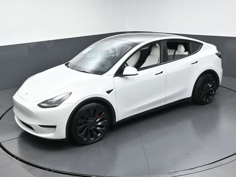 Used 2022 Tesla Model Y Performance AWD/4WD image 40