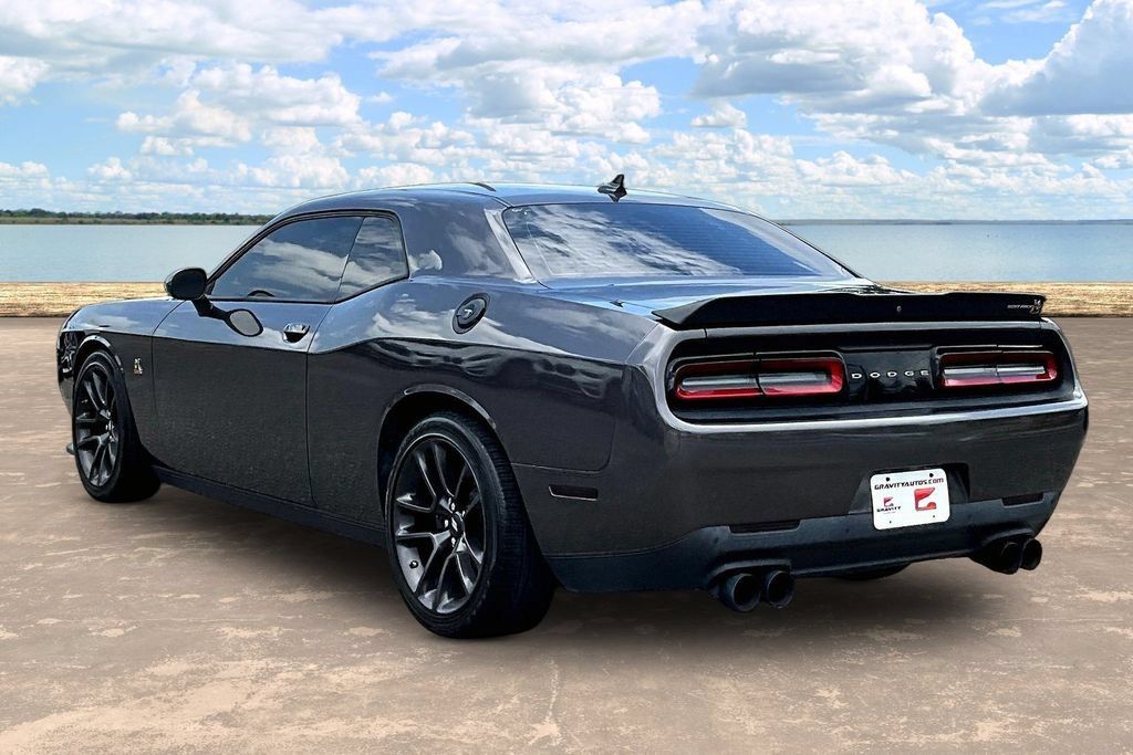 Used 2021 Dodge Challenger R/T Scat Pack RWD image 6