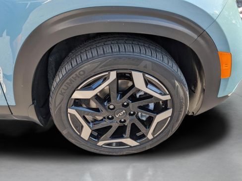 Certified 2024 Kia Seltos SX w/ SX Sunroof Package image 29