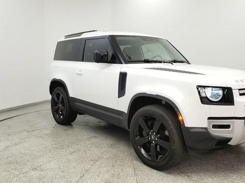Used 2023 Land Rover Defender 90 S AWD/4WD image 7