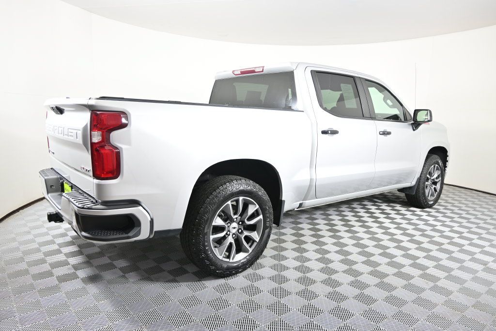 Used 2020 Chevrolet Silverado 1500 RST AWD/4WD image 7