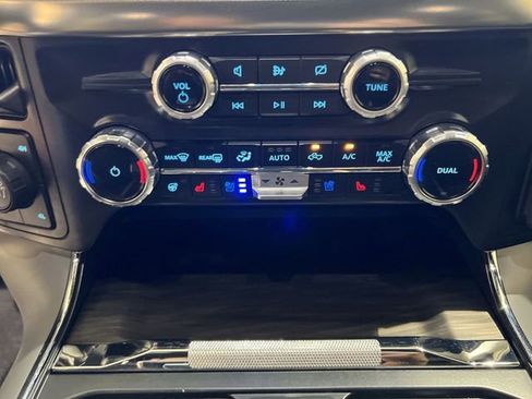 Certified 2024 Ford F150 Lariat w/ FX4 Off-Road Package AWD/4WD image 17