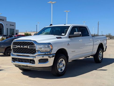 Certified 2022 RAM 2500 Big Horn image 7