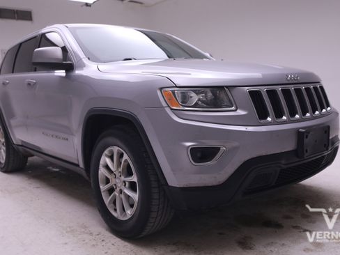Used 2015 Jeep Grand Cherokee Laredo w/ Quick Order Package 23E image 7