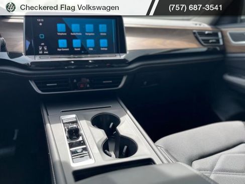 New 2026 Volkswagen Atlas SE image 7