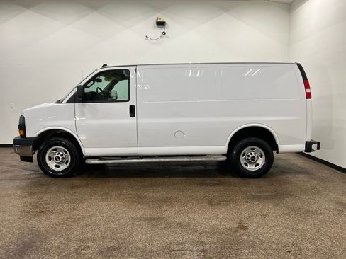 Used 2024 GMC Savana 2500 Work Van w/ Driver Convenience Package image 2