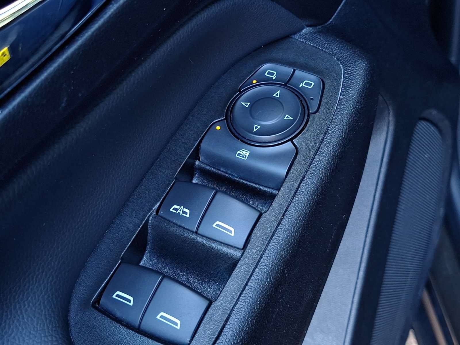 Used 2024 Chevrolet Equinox LT AWD/4WD image 26