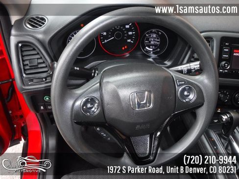 Used 2018 Honda HR-V LX image 19