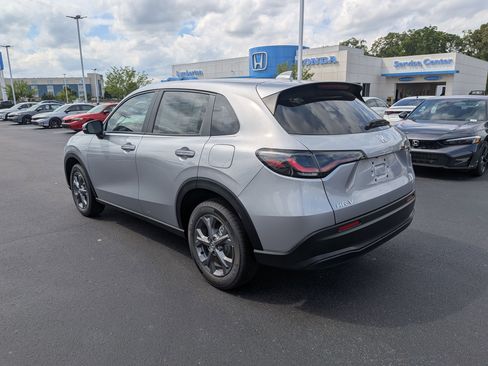New 2026 Honda HR-V LX image 5