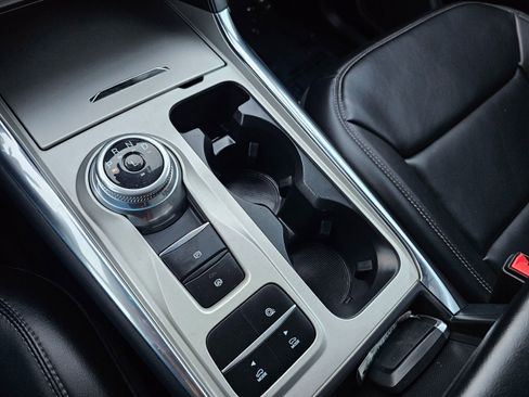 Used 2022 Ford Explorer XLT w/ Equipment Group 202A image 36