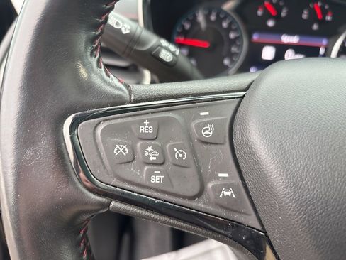 Used 2022 Chevrolet Equinox RS w/ Infotainment Package image 25