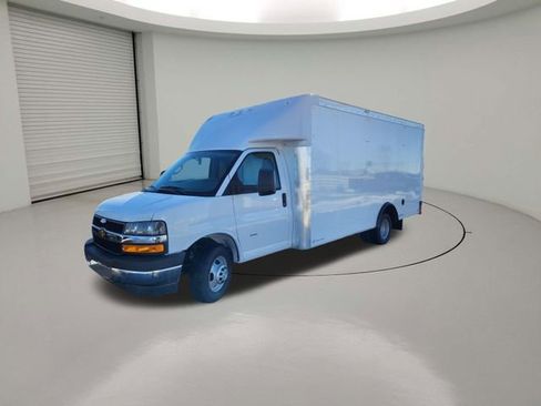 New 2026 Chevrolet Express 4500 w/ Power Convenience Package image 3