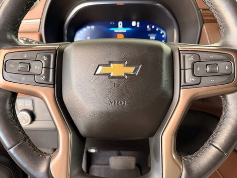 Used 2022 Chevrolet Tahoe High Country AWD/4WD image 10