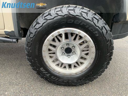 Used 2022 Chevrolet Colorado ZR2 image 9