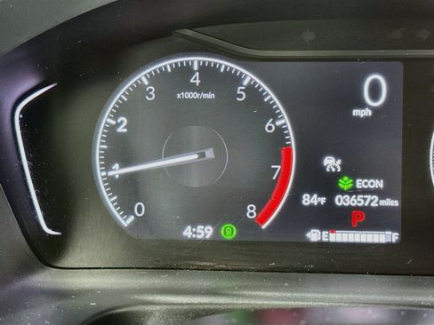 Certified 2024 Honda Pilot Touring image 12