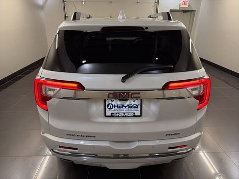 Used 2021 GMC Acadia Denali w/ Denali Ultimate Package AWD/4WD image 5