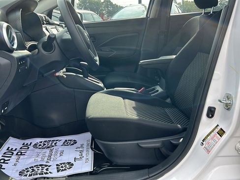Used 2024 Nissan Versa S w/ S Plus Package image 7