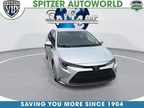 Used 2024 Toyota Corolla LE FWD image 3