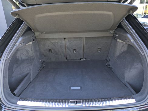 Used 2021 Audi Q3 2.0T Premium w/ Convenience Package image 12