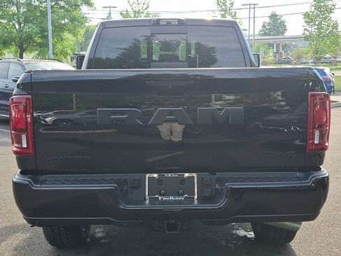 Used 2025 RAM 2500 Limited AWD/4WD image 5