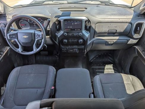 Used 2020 Chevrolet Silverado 2500 LT AWD/4WD image 11
