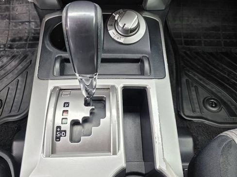 Used 2016 Toyota 4Runner SR5 AWD/4WD image 23