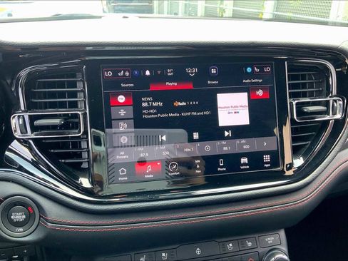 Used 2023 Dodge Durango R/T image 30