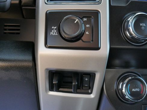 Used 2021 Ford F250 Lariat w/ Chrome Package image 67