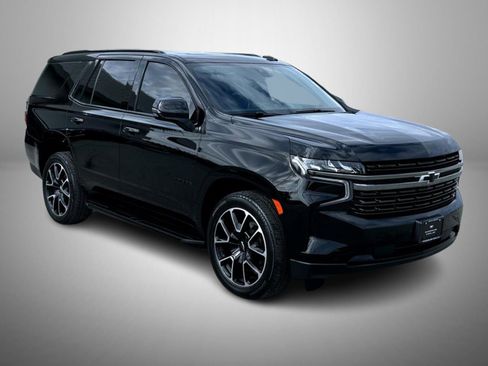Used 2022 Chevrolet Tahoe RST w/ Sport Performance Package image 3
