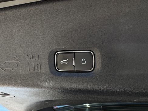 Used 2025 Ford Expedition Max Platinum image 10