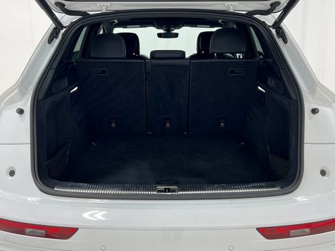 Used 2023 Audi SQ5 Premium Plus w/ Premium Plus Package AWD/4WD image 29