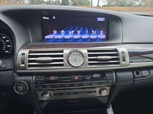 Used 2013 Lexus LS 460 image 25