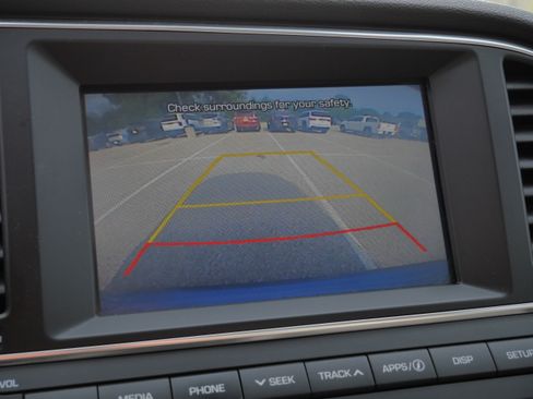 Used 2018 Hyundai Elantra Value Edition FWD image 30