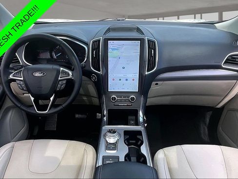 Used 2021 Ford Edge Titanium w/ Equipment Group 301A FWD image 7