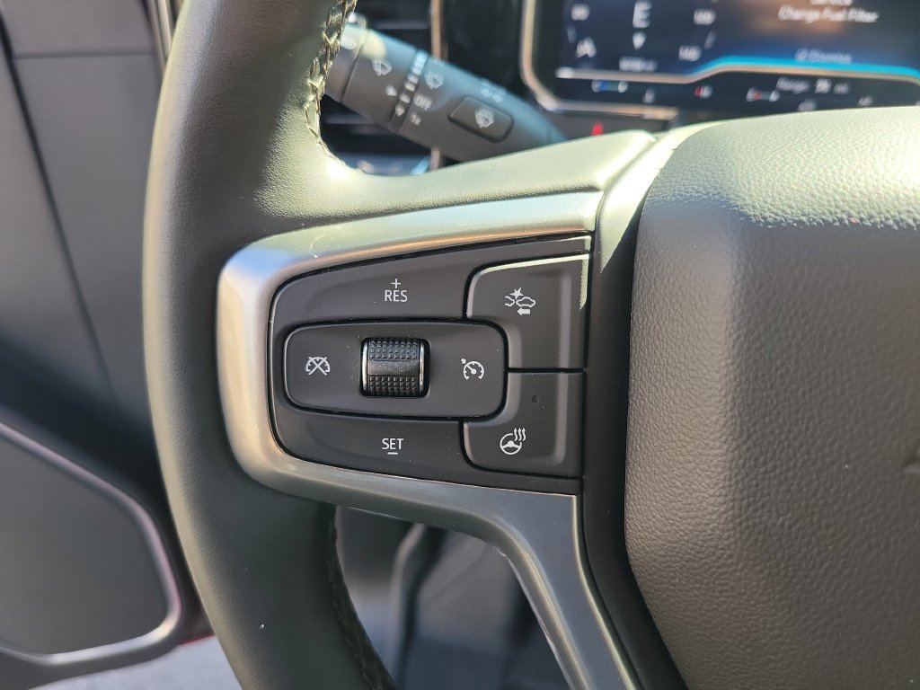 Used 2025 Chevrolet Silverado 3500 LTZ w/ LTZ Convenience Package AWD/4WD image 35