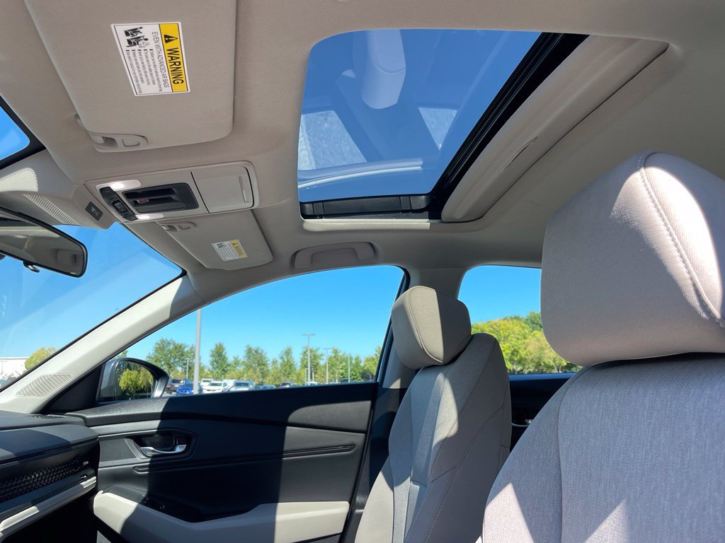Used 2024 Honda Accord EX image 28