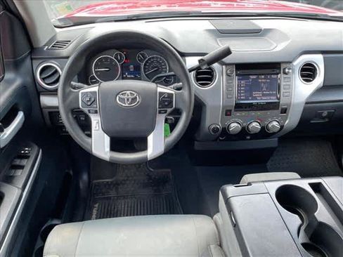 Used 2015 Toyota Tundra SR5 AWD/4WD image 14