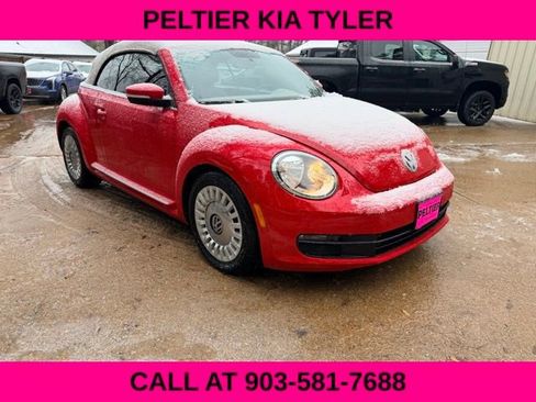Used 2015 Volkswagen Beetle 1.8T image 1