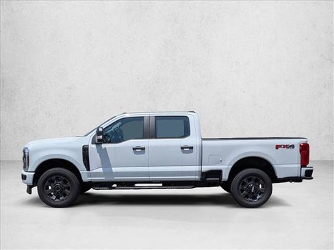 New 2026 Ford F250 XL w/ STX Appearance Package AWD/4WD image 5