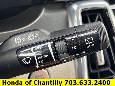 Used 2023 Kia Sorento SX AWD/4WD image 9